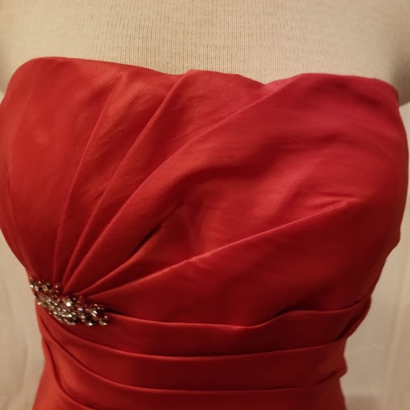 Bella Formals strapless gown - Picture 1 of 6